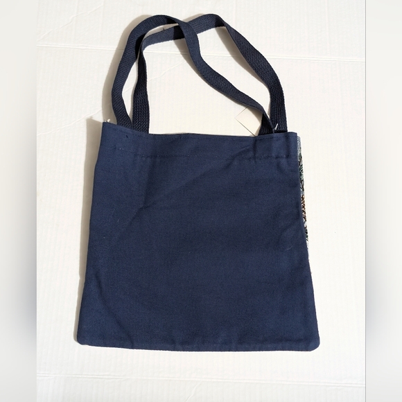 Tapestry Christmas Victorian Carolers Tote Bag With Navy Back & Handles NWT - Picture 2 of 4